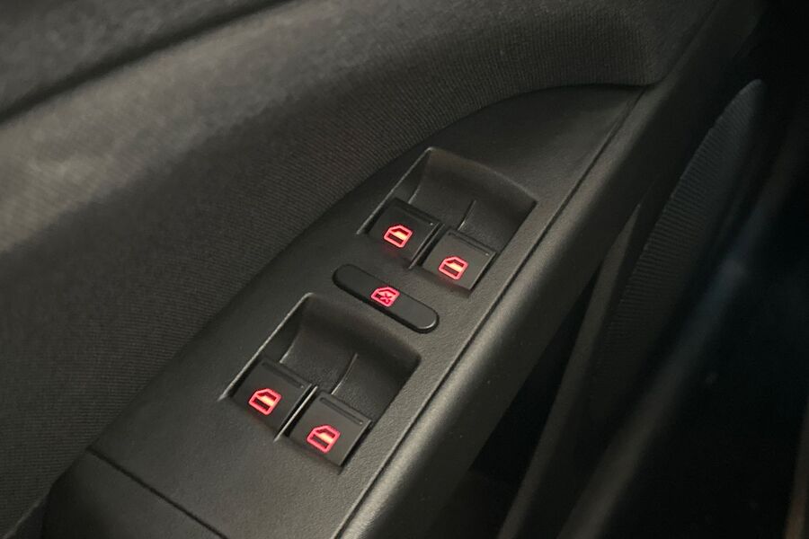 SEAT Leon vaihtoauto