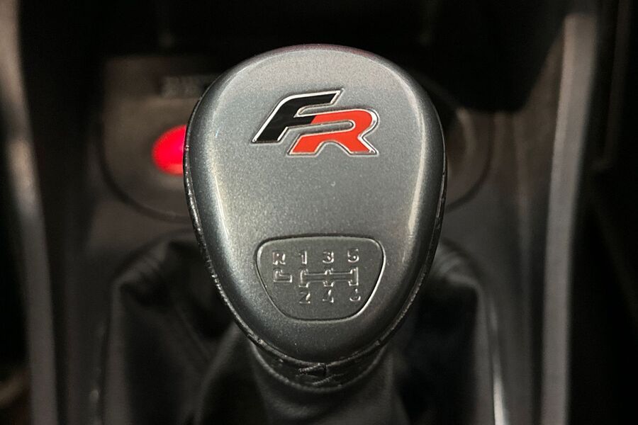 SEAT Leon vaihtoauto