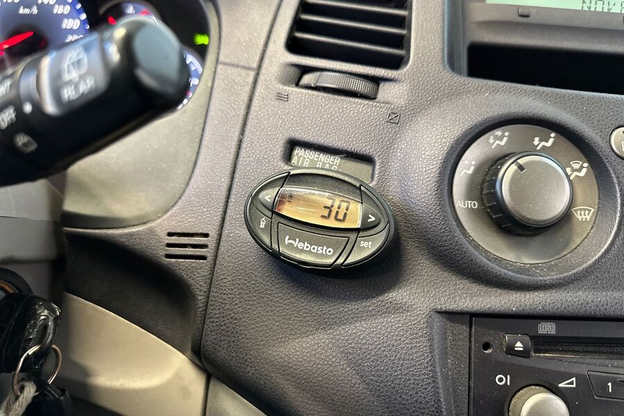 Mitsubishi Grandis vaihtoauto