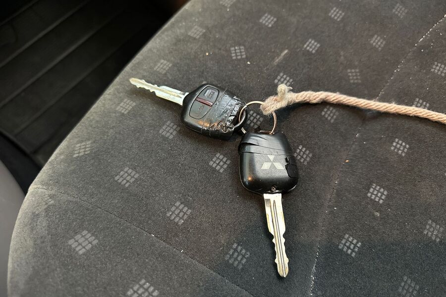 Mitsubishi Grandis vaihtoauto