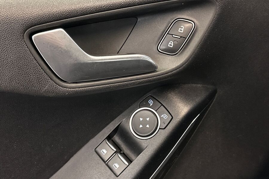 Ford Fiesta vaihtoauto