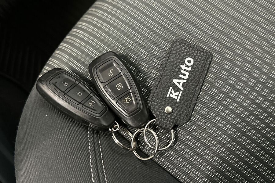 Ford Grand C-MAX vaihtoauto