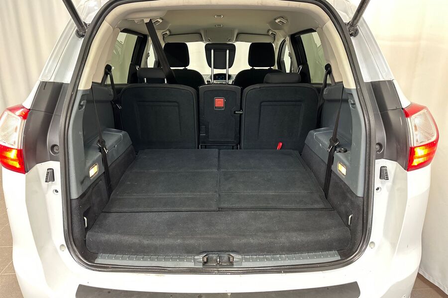 Ford Grand C-MAX vaihtoauto