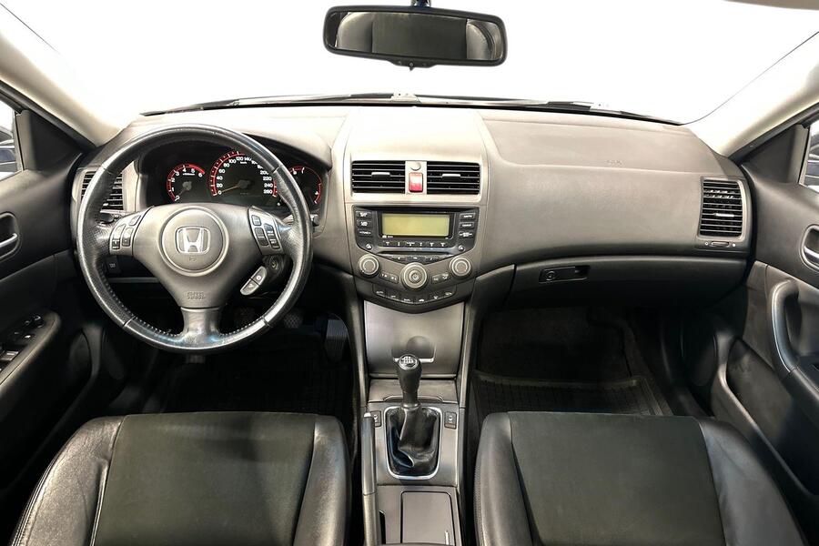 Honda Accord vaihtoauto