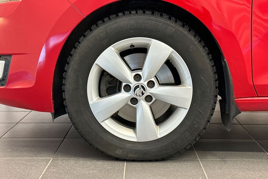 Skoda Rapid vaihtoauto