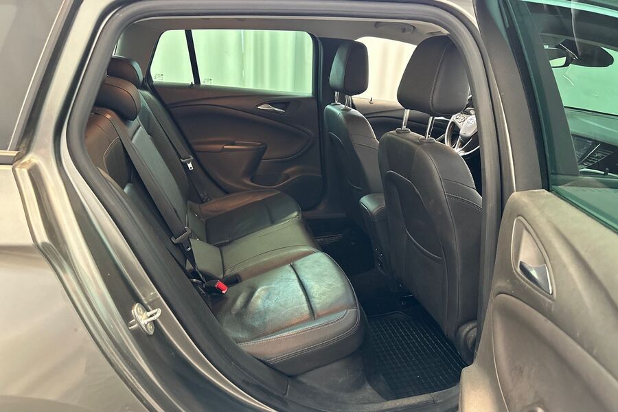 Opel Astra vaihtoauto