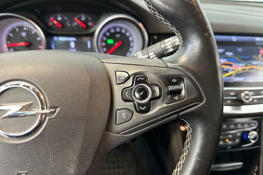 Opel Astra vaihtoauto