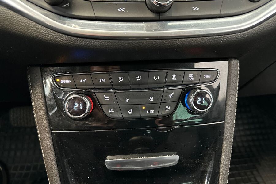 Opel Astra vaihtoauto