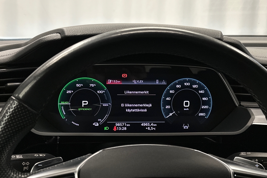 Audi e-tron vaihtoauto