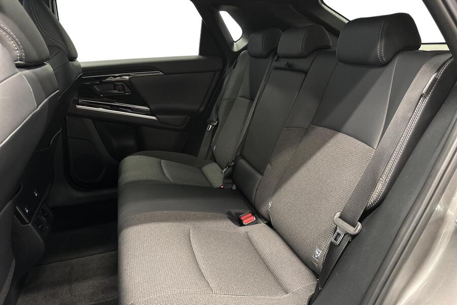 Toyota bZ4X vaihtoauto