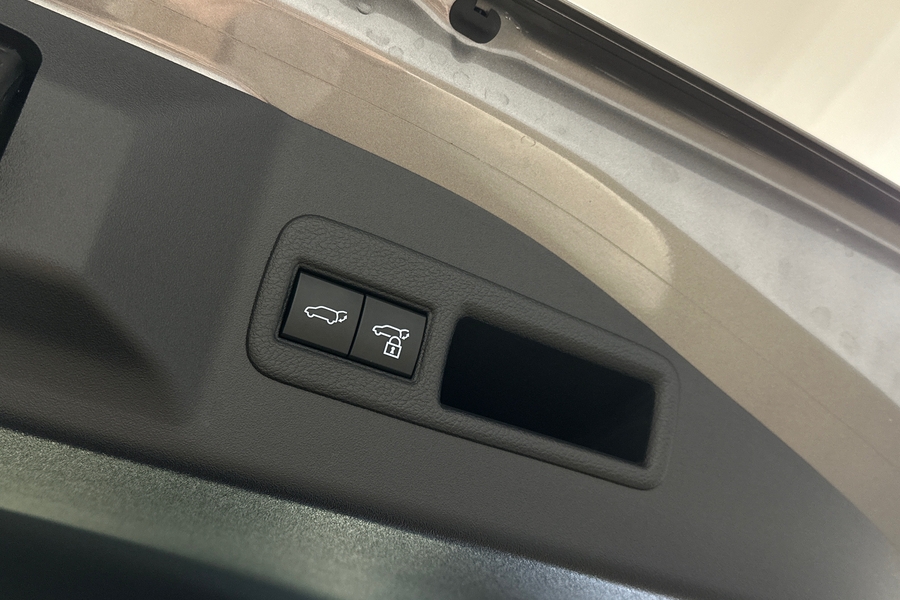 Toyota bZ4X vaihtoauto