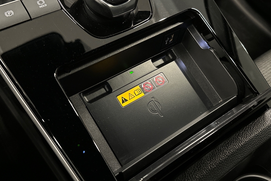 Toyota bZ4X vaihtoauto