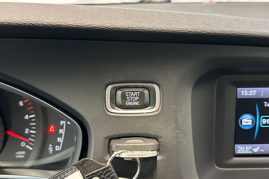 Volvo V40 Cross Country vaihtoauto