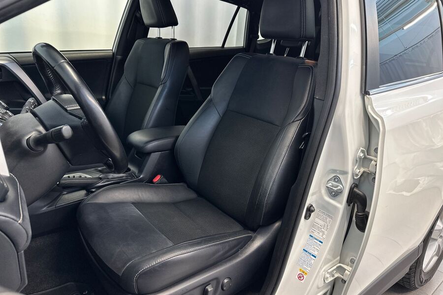 Toyota RAV4 vaihtoauto