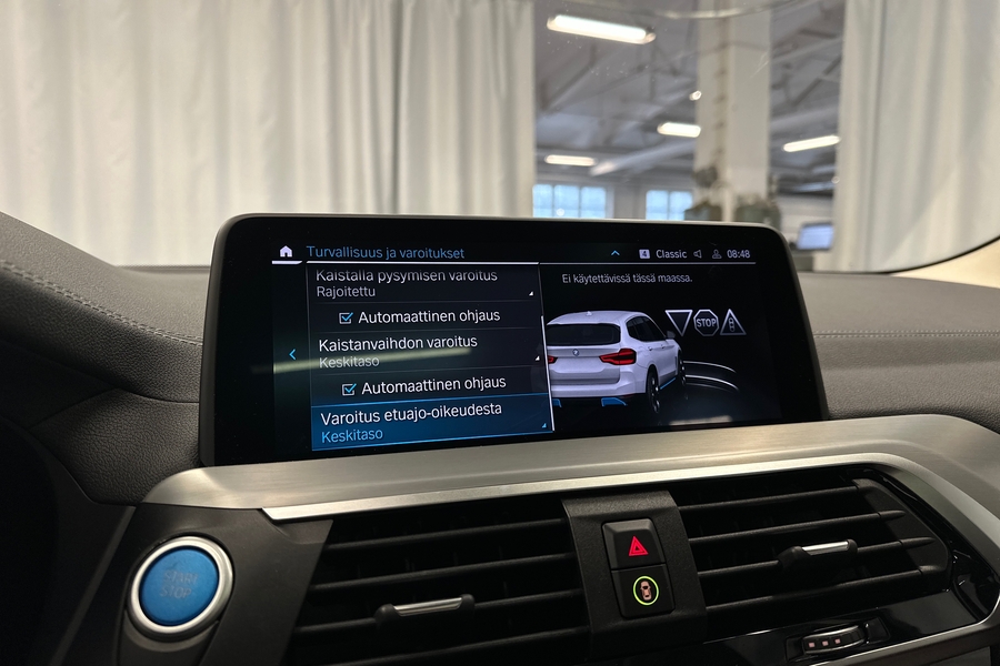 BMW iX3 vaihtoauto