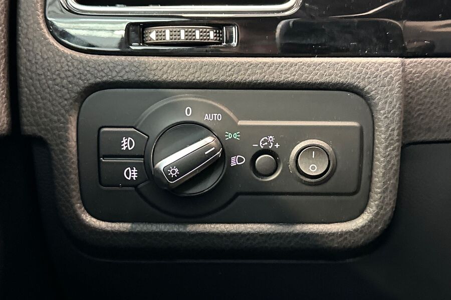 Volkswagen Touareg vaihtoauto