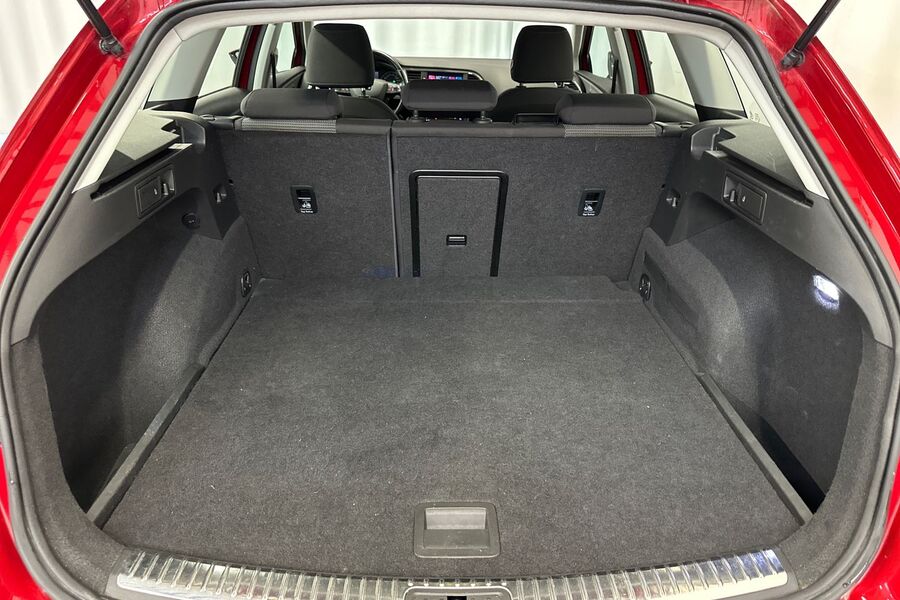 SEAT Leon ST vaihtoauto