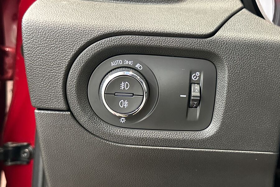 Opel Grandland X vaihtoauto