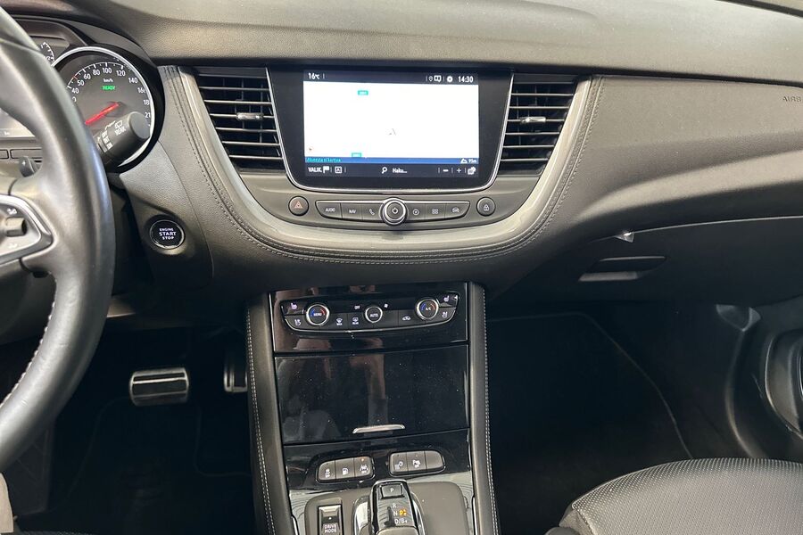 Opel Grandland X vaihtoauto