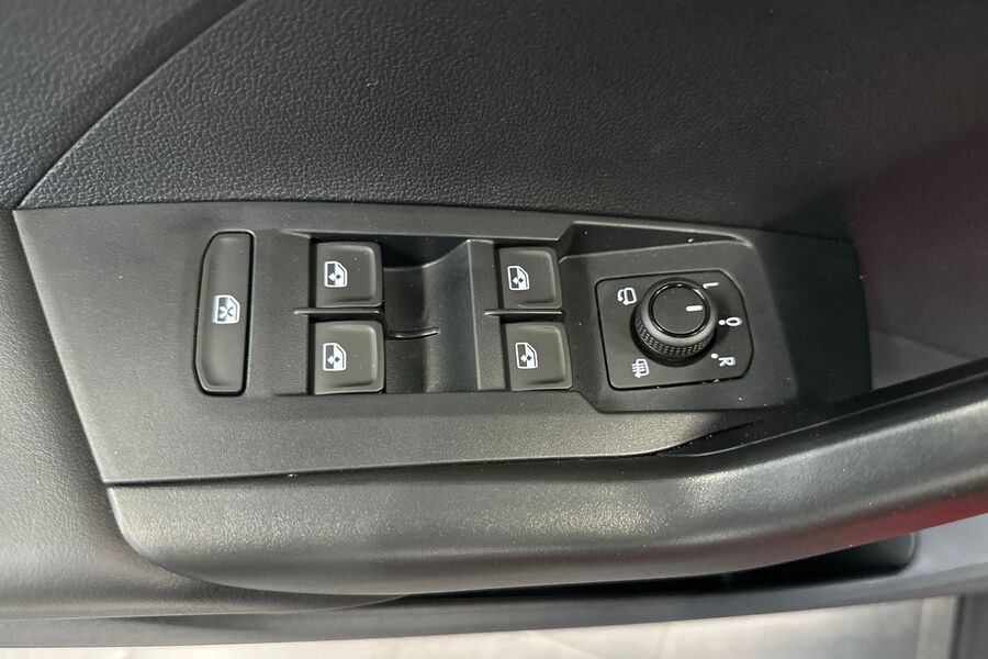 Volkswagen T-Cross vaihtoauto