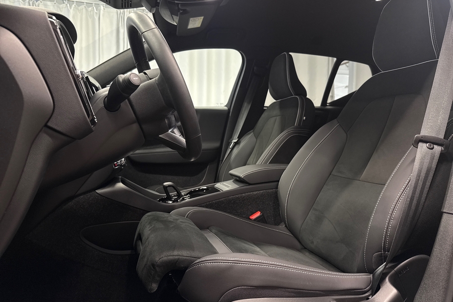 Volvo EX40 vaihtoauto