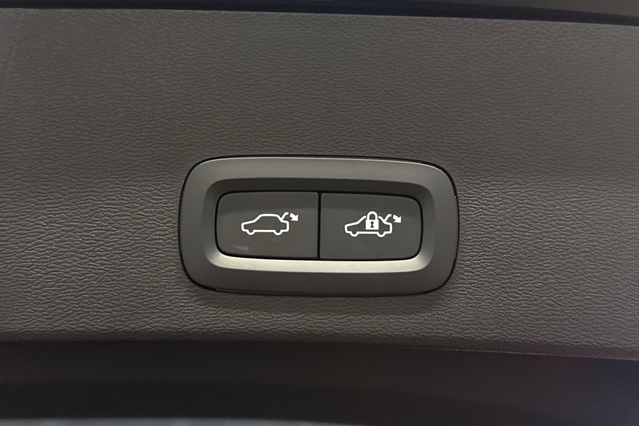 Volvo EX40 vaihtoauto