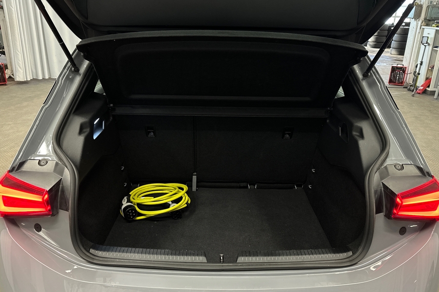 Cupra Born vaihtoauto