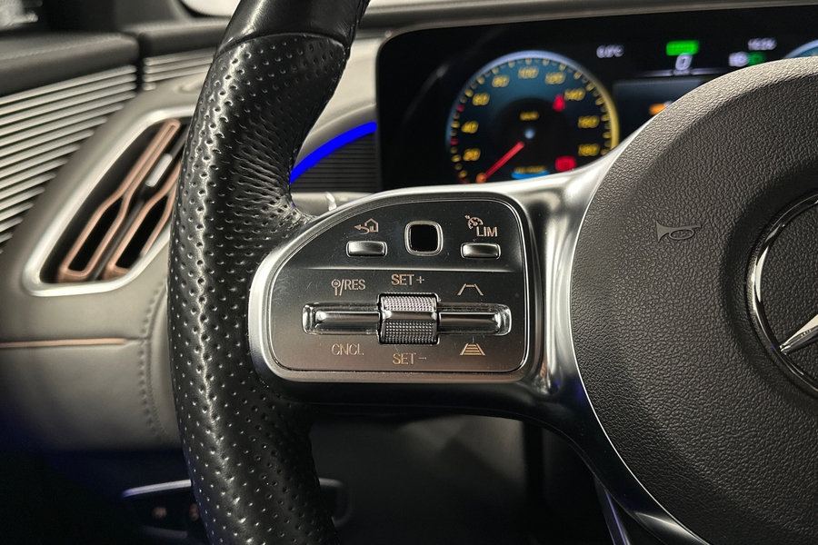 Mercedes-Benz EQC vaihtoauto