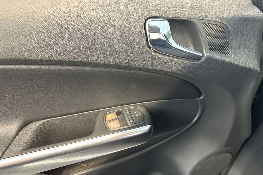 Opel Corsa vaihtoauto