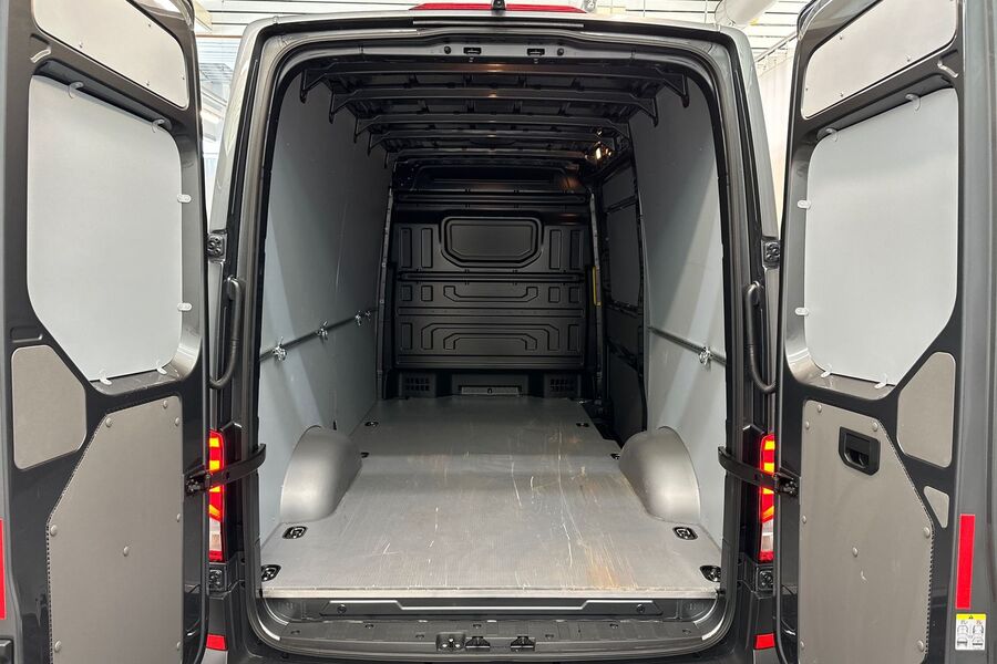 Volkswagen Crafter vaihtoauto