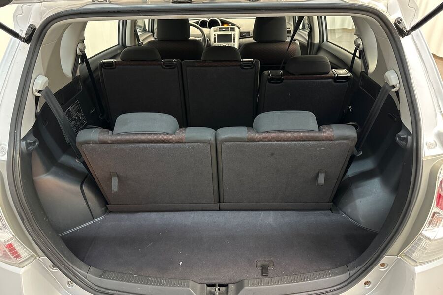 Toyota Verso vaihtoauto