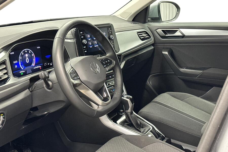 Volkswagen T-Roc vaihtoauto