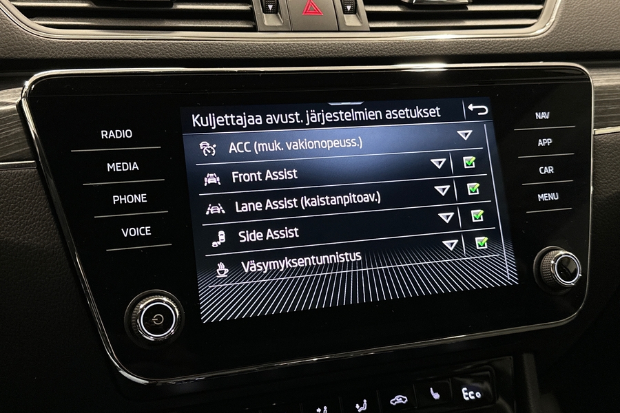 Skoda Superb vaihtoauto