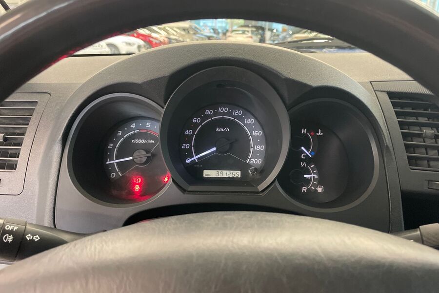 Toyota Hilux vaihtoauto