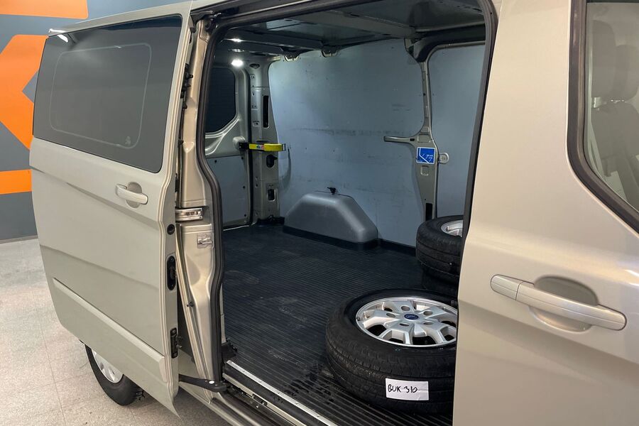 Ford Transit Custom vaihtoauto