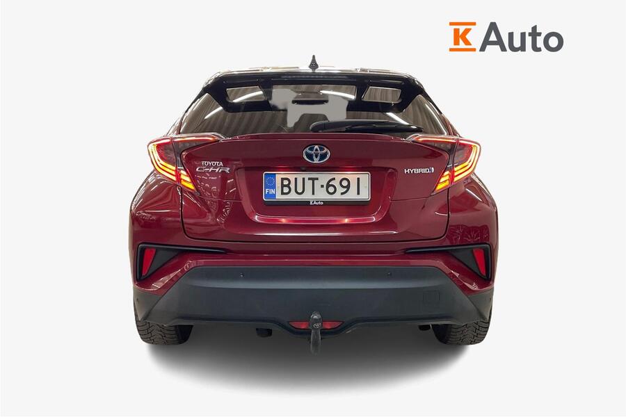 Toyota C-HR vaihtoauto