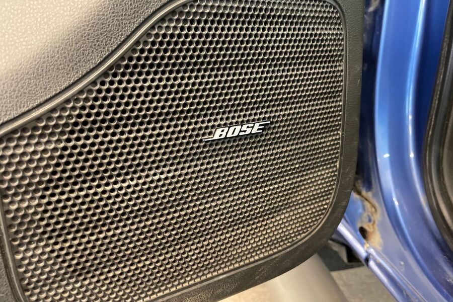 Nissan Navara vaihtoauto