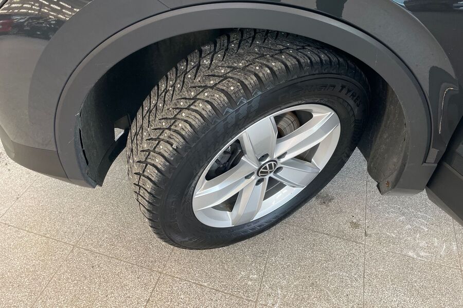 Volkswagen Tiguan vaihtoauto