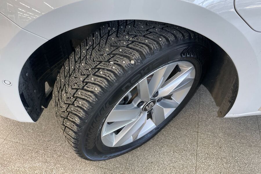 SEAT Leon vaihtoauto