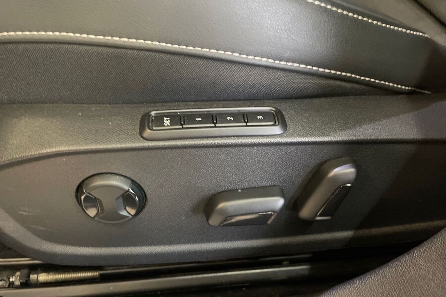 SEAT Leon vaihtoauto