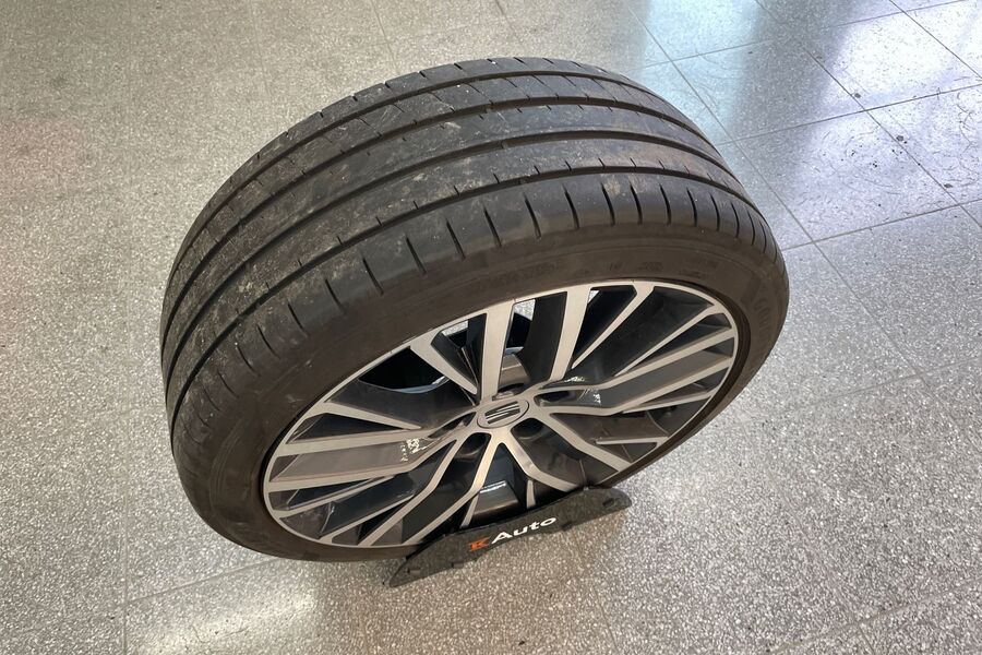 SEAT Leon vaihtoauto