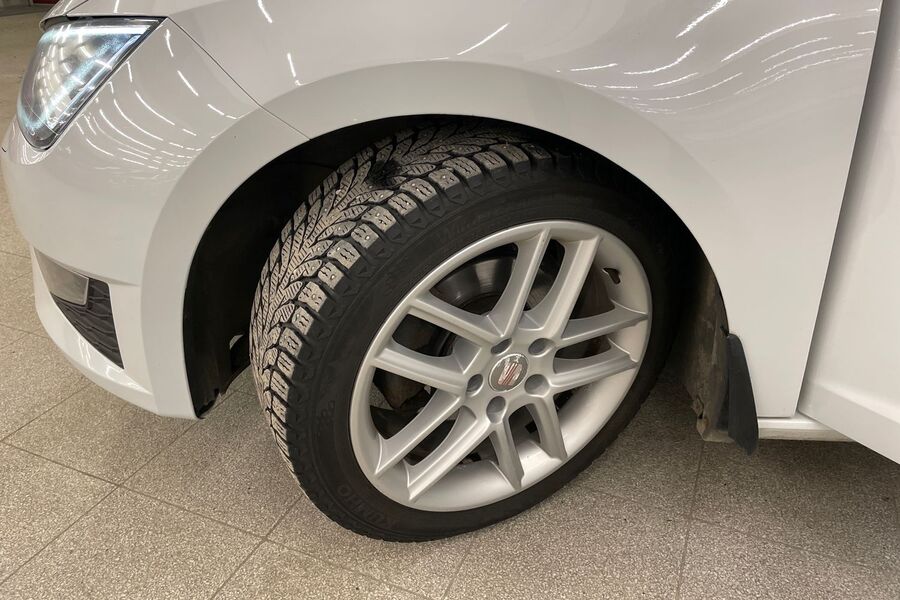 SEAT Leon ST vaihtoauto