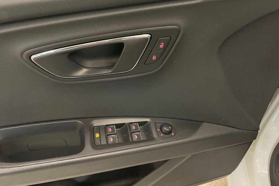 SEAT Leon ST vaihtoauto