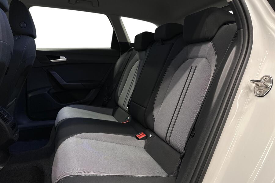 SEAT Leon Sportstourer vaihtoauto