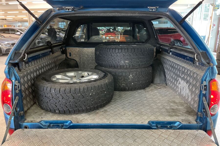 Mitsubishi L200 vaihtoauto