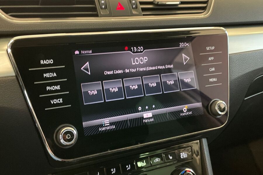 Skoda Superb vaihtoauto