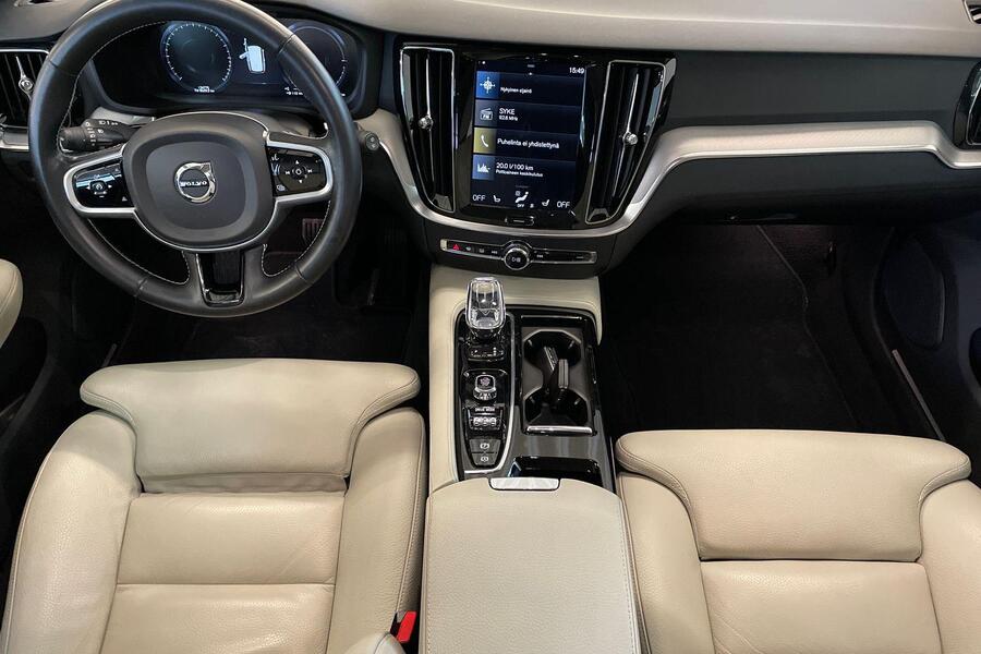 Volvo V60 vaihtoauto