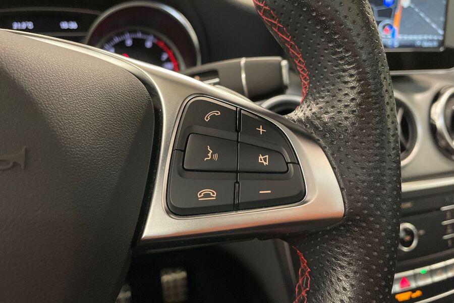 Mercedes-Benz GLA vaihtoauto