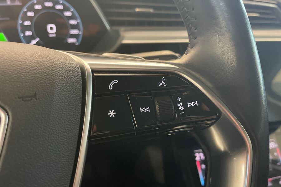 Audi e-tron vaihtoauto