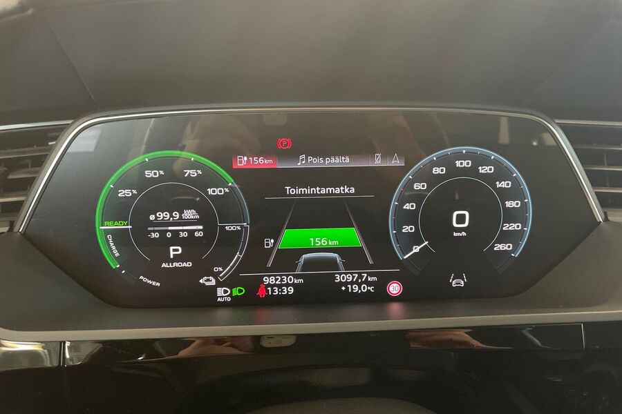 Audi e-tron vaihtoauto